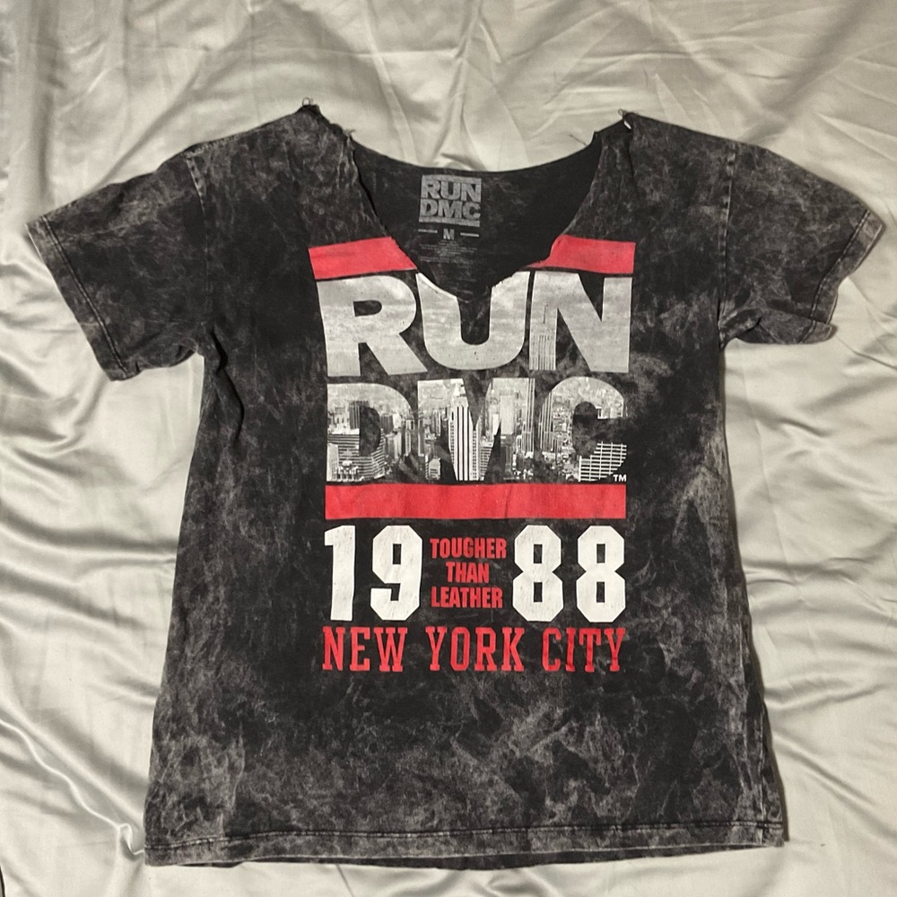 Retro RUN DMC off-shoulder Concert T Shirt (M)